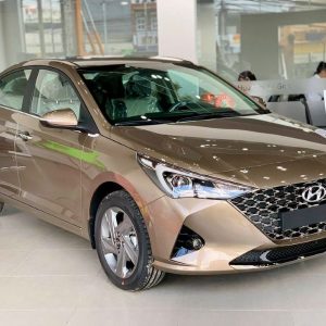 Tổng Thể Hyundai Accent Màu Vàng Cát 2023